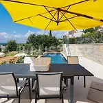 Vue Mer, Piscine&plage à 6min